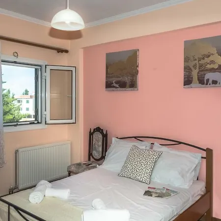 Modern Flat With Beautiful Views In South Of Corfu *