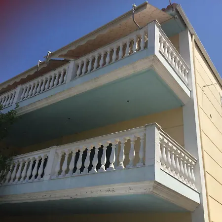 Modern Flat With Beautiful Views In South Of Corfu *