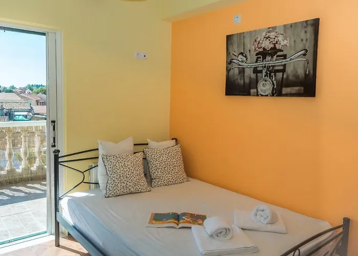Modern Flat With Beautiful Views In South Of Corfu Appartamento Lefkimmi (Corfu)